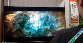 Trải nghiệm các tiện ích thông minh trên mẫu TV TCL C8K-1.webp