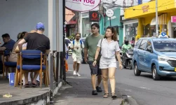 Khách đến Bali được yêu cầu mang hộ chiếu mọi lúc-1.webp