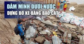 Sạt lở bãi biển Mỹ Khê: Khẩn cấp dựng bờ kè bằng bao cát ngăn xâm thực