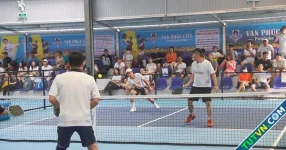 Nghệ sĩ, diễn viên, cựu danh thủ tranh tài trên sân pickleball