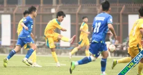 Trường ĐH Công nghiệp Hà Nội 2-1 Trường ĐH Kinh doanh Công nghệ Hà Nội: Nghẹt thở!