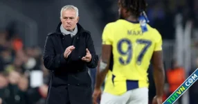 Bất ngờ: Mourinho trên đường trở lại giải Ngoại hạng Anh giữa cơn bão sa thải HLV