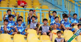 U.13 Cần Thơ học hỏi tinh thần fair play giải bóng đá Thanh Niên sinh viên