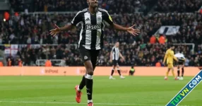 Piers Morgan đòi Arsenal mua ngay ‘máy ghi bàn’ Isak của Newcastle: 150 triệu bảng cũng mua