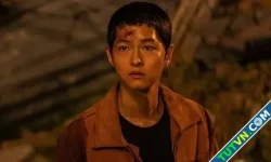 Song Joong Ki khóc nói về khó khăn của điện ảnh Hàn