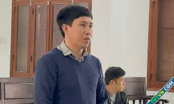 Chém hàng xóm vì ghen