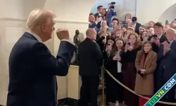 Ông Trump chào đón khách tham quan Nhà Trắng