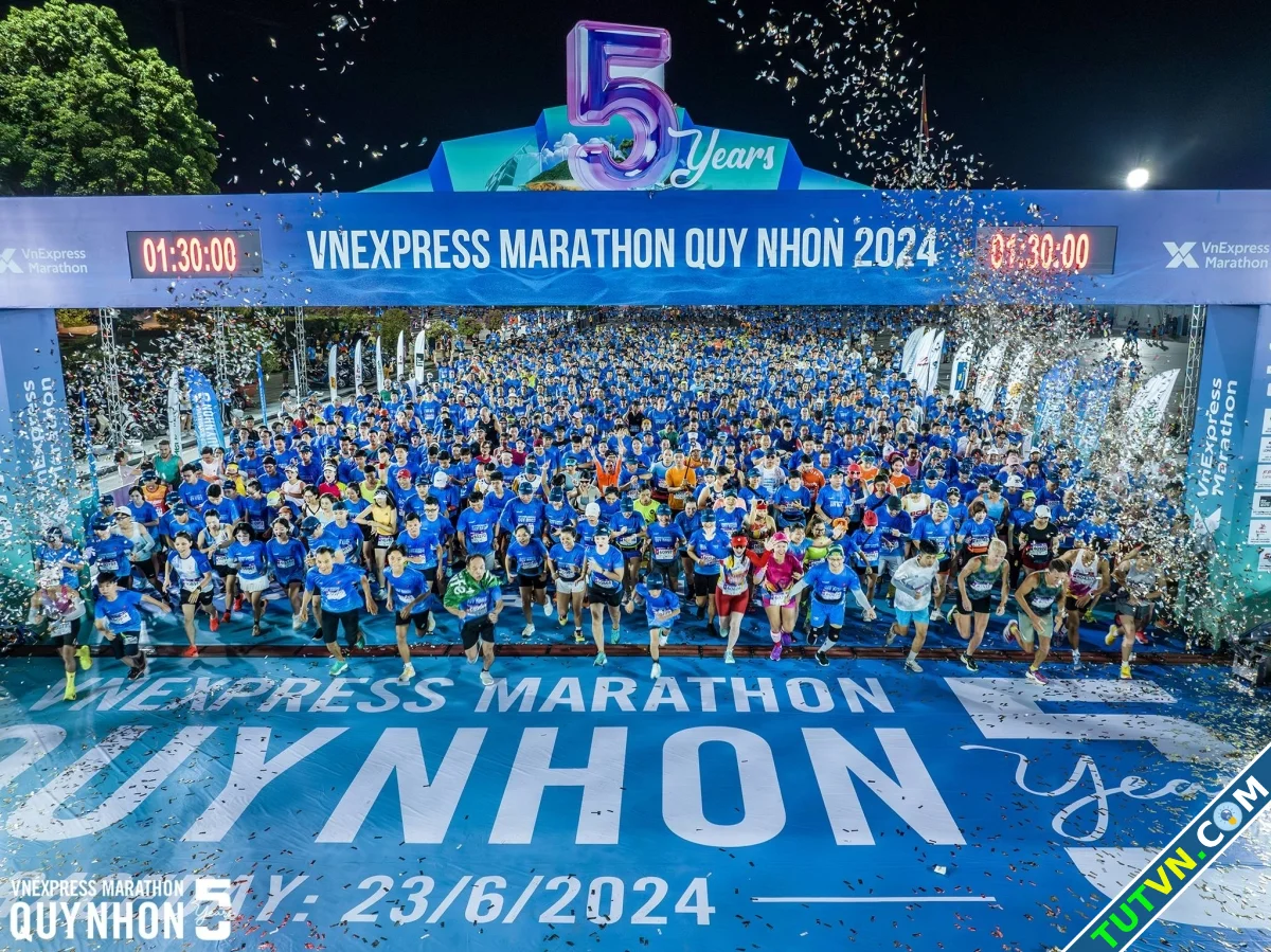 Dấu ấn VnExpress Marathon 2024 qua ảnh-1.webp