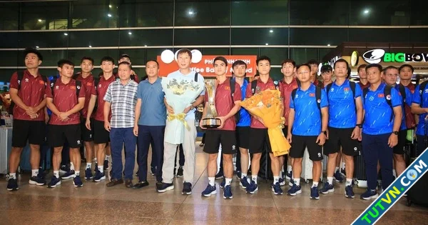 Đề xuất trao tặng bằng khen của Thủ tướng cho HLV Kim Sangsik và các cầu thủ U23 Việt Nam-1.webp