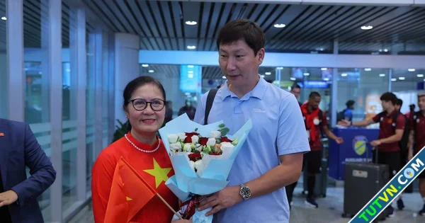Đội tuyển Việt Nam được chào đón nồng hậu tại Malaysia sẵn sàng đánh bại chủ nhà-1.webp