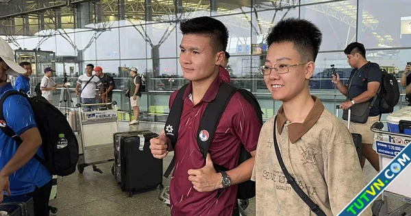 Đội tuyển Việt Nam lạc quan lên đường sang Malaysia Quyết mang 3 điểm trở về-1.webp