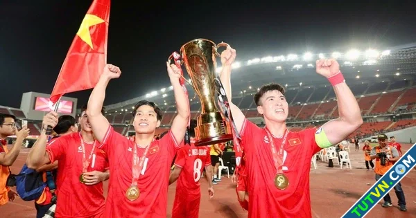 Đội tuyển Việt Nam tăng hạng FIFA nhờ vô địch AFF Cup Thái Lan nếm mùi rớt hạng-1.webp