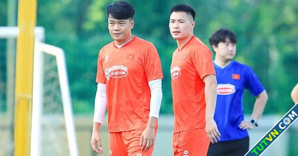 Đội tuyển Việt Nam vắng tới 8 cầu thủ Công Phượng Đình Triệu bất ngờ bị đau-1.webp