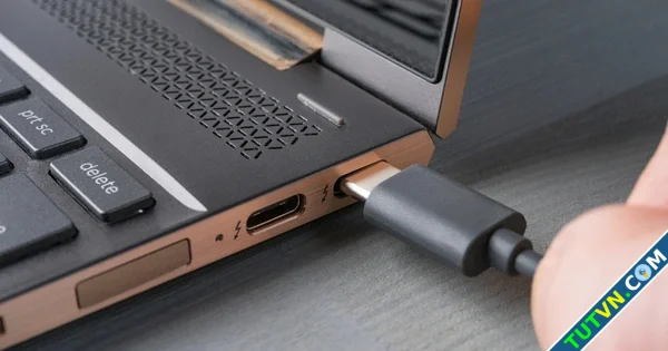 Đừng mua máy tính xách tay nếu không có 2 cổng USBC-1.webp