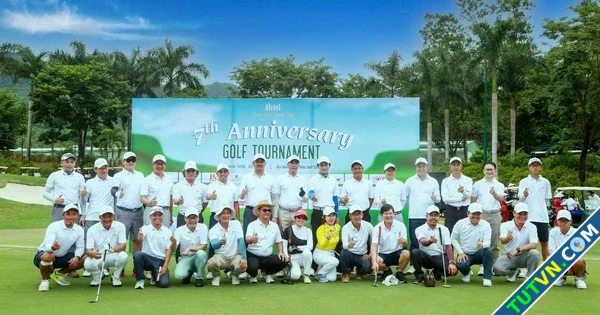 Giải golf từ thiện mua sách cho trẻ em vùng nông thôn-1.webp