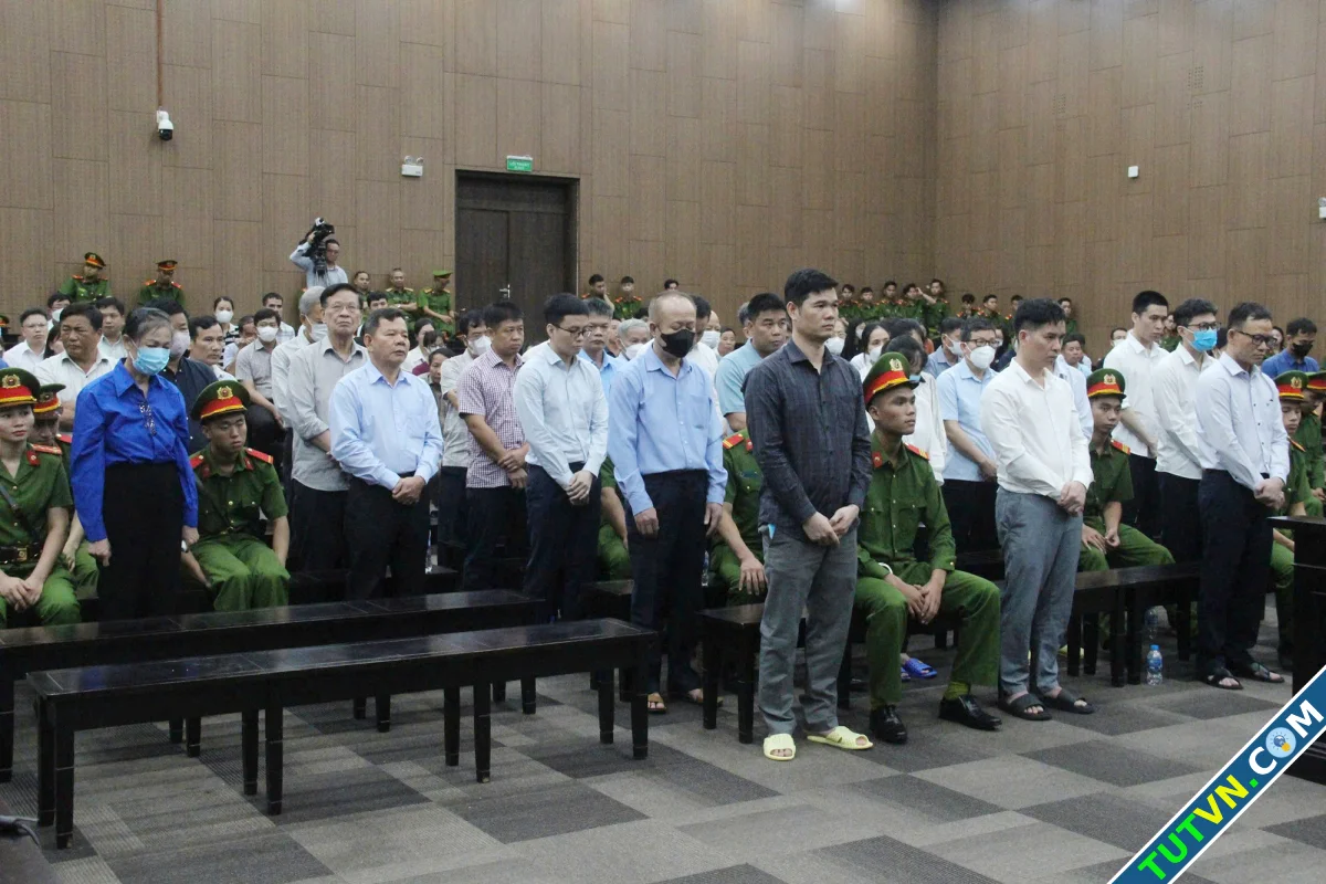 Hậu Pháo chi 85 tỷ đồng mua đất cho người nhà lãnh đạo cấp trên-1.webp