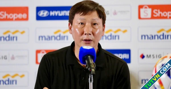 HLV Kim Sangsik quả quyết U23 Việt Nam sẽ vô địch góp ý thẳng thắn cho Lê Viktor-1.webp