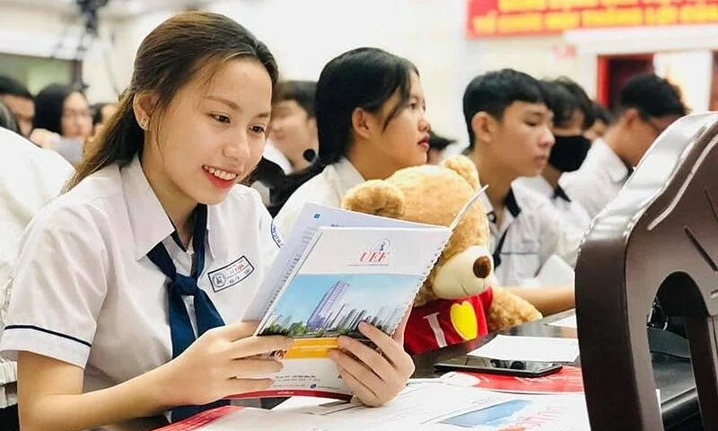 Học phí ngành Ngôn ngữ Trung lên đến 80 triệu đồng mỗi năm-1.webp