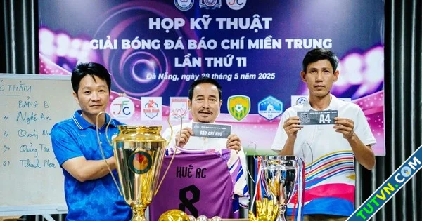 Hơn 200 phóng viên tranh tài giải bóng đá báo chí miền Trung lần thứ 11-1.webp