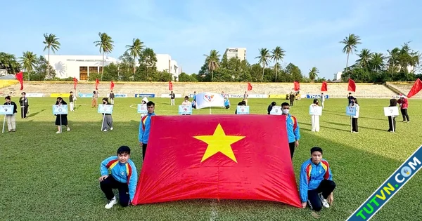 Khai mạc vòng loại TNSV THACO cup 2025 khu vực Duyên hải miền Trung-1.webp