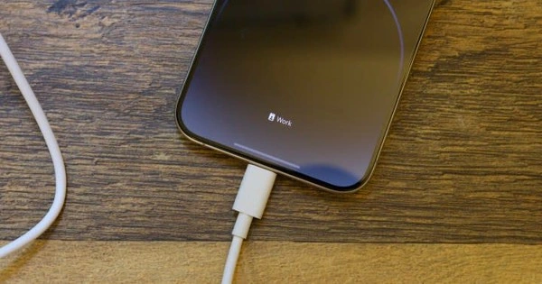 Khai thác tính năng iOS giúp kéo dài tuổi thọ pin iPhone-1.webp