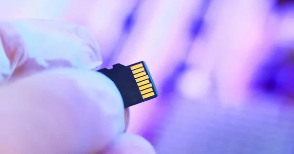Khi thẻ nhớ microSD trở thành nỗi ám ảnh cho người dùng-1.webp