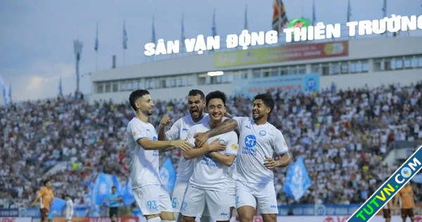 Kịch bản đặc biệt ngày Nam Định nhận cúp vô địch VLeague Sân Thiên Trường mở hội-1.webp