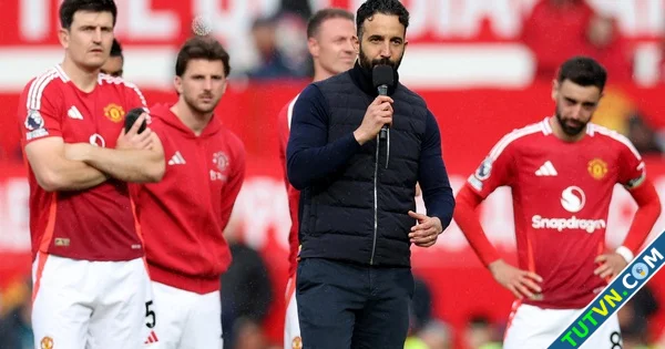 Kỳ chuyển nhượng nóng lên MU mua cầu thủ đầu tiên Man City và Liverpool cùng đua-1.webp