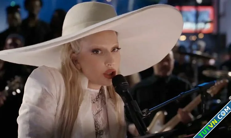 Lady Gaga gây xúc động khi biểu diễn tại Super Bowl-1.webp