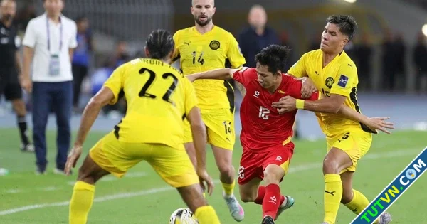 Lý do báo Malaysia đòi xác minh nguồn gốc cầu thủ nhập tịch dù FIFA vẫn im tiếng-1.webp