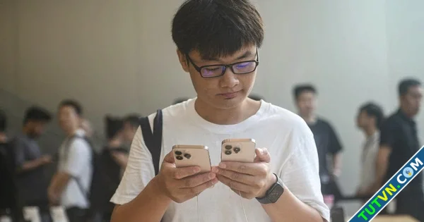 Lý do khiến Apple và Samsung không tăng dung lượng pin smartphone-1.webp