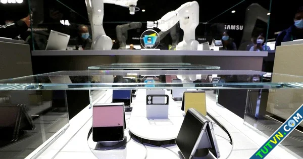 Lý do Samsung xuất xưởng 64 triệu smartphone trong quý 12025-1.webp