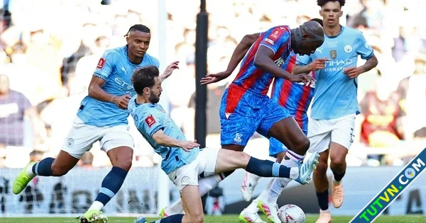 Man City 039dính bẫy039 Crystal Palace ngậm ngùi thua chung kết Cúp FA Trắng tay cả mùa-1.webp