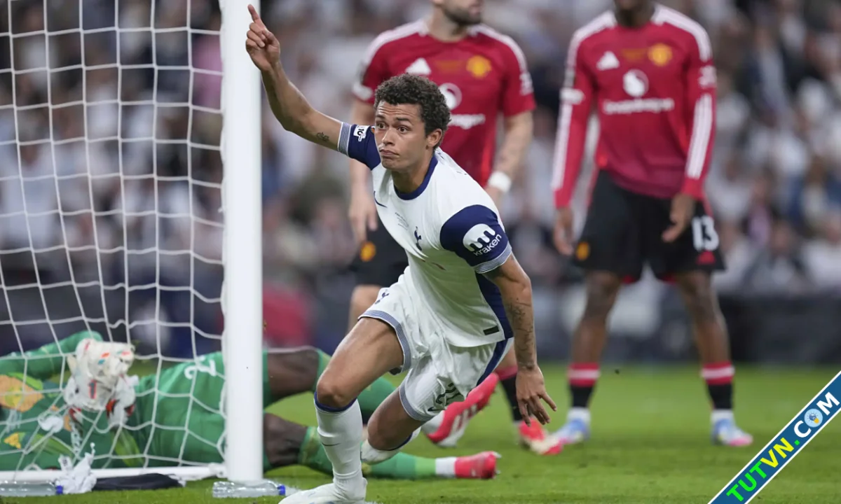 Man Utd Tottenham và những trận chung kết tệ nhất châu Âu-1.webp