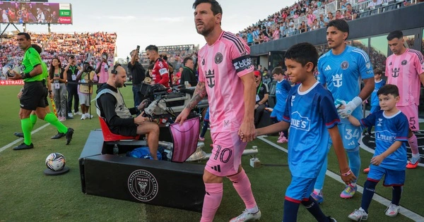 Messi gia hạn Inter Miami đến năm 41 tuổi sở hữu đội bóng cùng David Beckham-1.webp