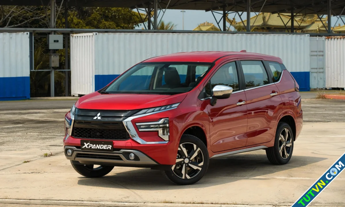 Mitsubishi Xpander tạo thế một màu phân khúc MPV-1.webp