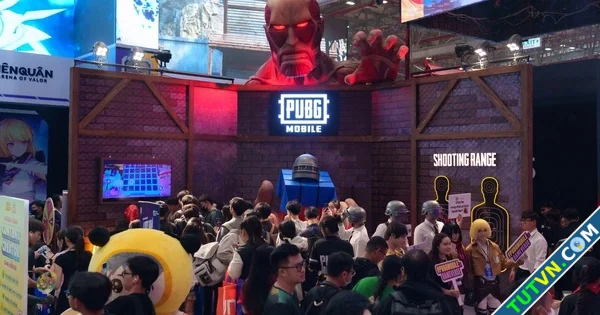 Người chơi 039phát cuồng039 với Attack On Titan tại booth PUBG Mobile-1.webp