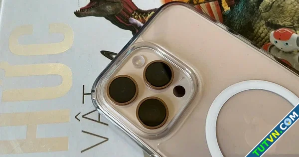 Nguy cơ camera smartphone bị hư hại do tia laser-1.webp