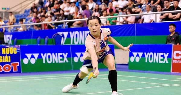 Nguyễn Thùy Linh Tôi sẽ cống hiến hết khả năng dành tặng người hâm mộ-1.webp