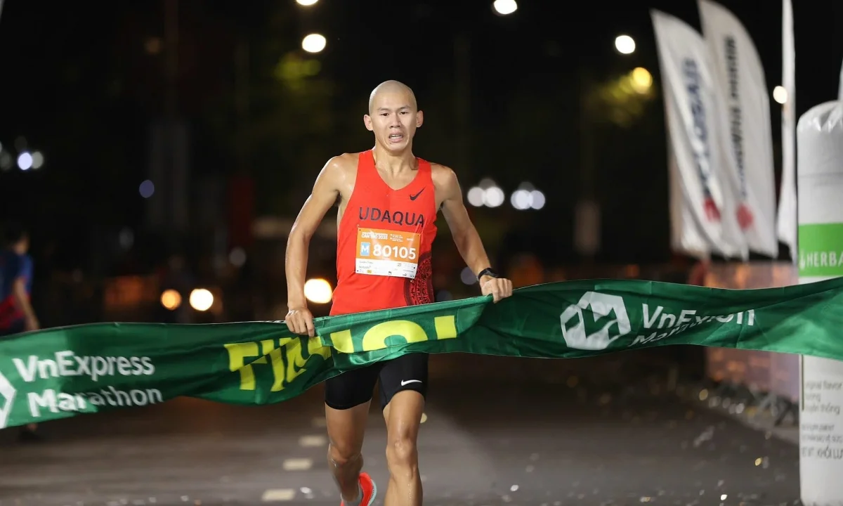 Nhà vô địch 21km Cung đường VM Cần Thơ đẹp chỉ sau Huế-1.webp