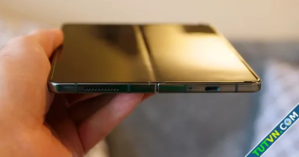 Nhược điểm lớn nhất của smartphone gập sắp được loại bỏ-1.webp