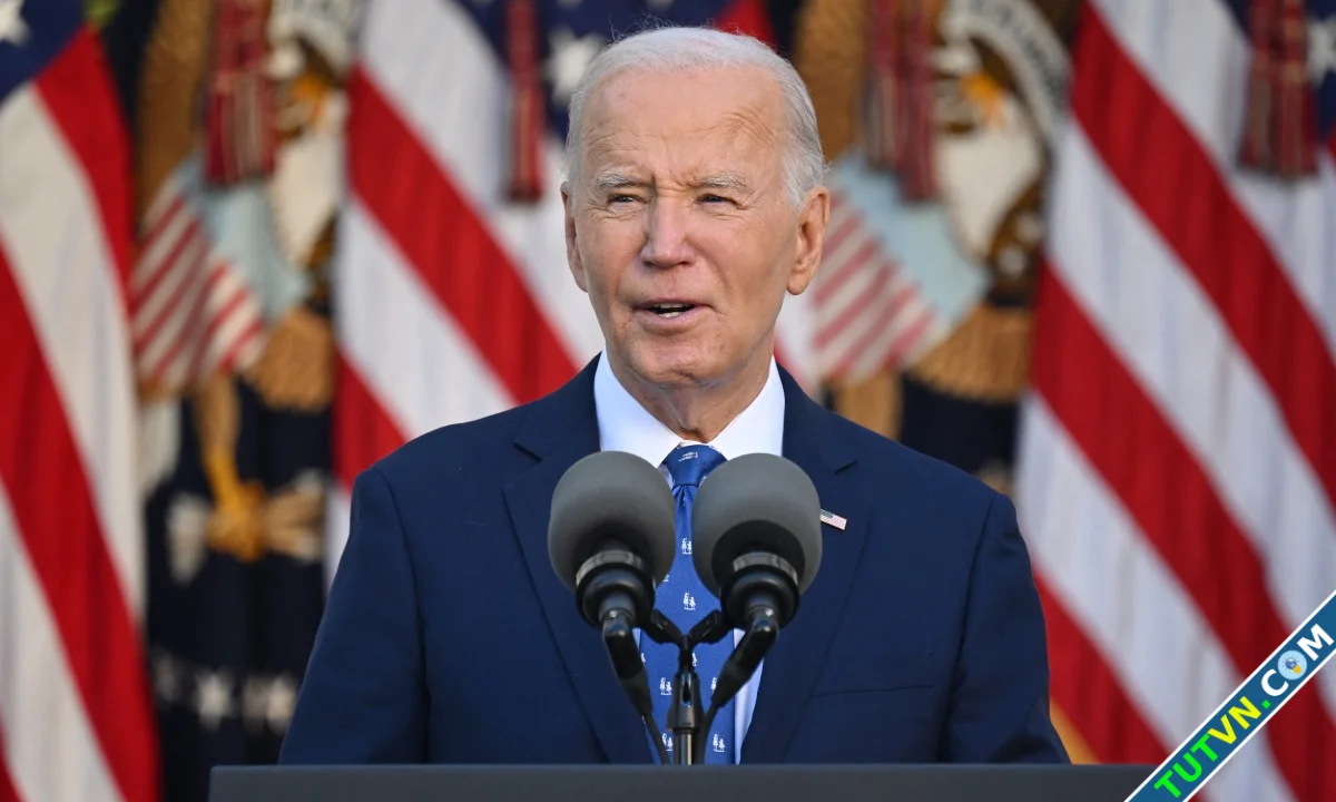 Ông Biden ký lệnh cấm khoan dầu khí ven bờ ông Trump phản đối-1.webp