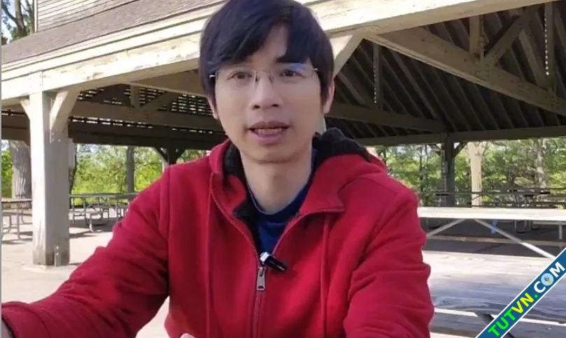 Phân biệt I got boring và I got bored-1.webp