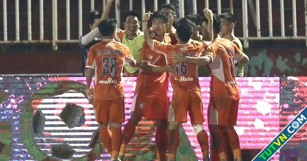Playoff kịch tính Đà Nẵng trụ lại VLeague Công Phượng và Bình Phước lỡ hẹn với 10 tỉ đồng-1.webp