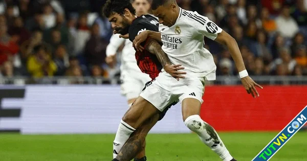 Real Madrid mua cầu thủ đầu tiên dưới thời HLV Xabi Alonso Cái tên bất ngờ-1.webp