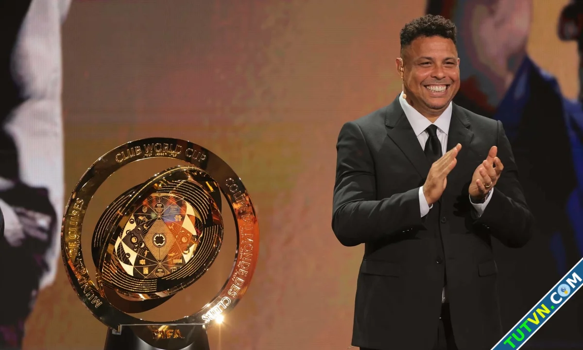 Ronaldo bị hắt hủi trong cuộc đua Chủ tịch-1.webp