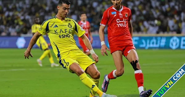 Ronaldo ra điều kiện không tưởng thì mới ở lại Al Nassr kỳ chuyển nhượng đã nổi sóng-1.webp