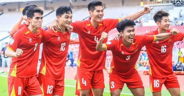 Sao U23 Việt Nam 039mở mắt039 đã thấy đội mình bỗng dưng thăng hạng VLeague-1.webp