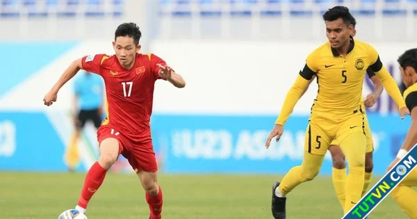 Tại sao đội tuyển Việt Nam không dùng trung phong để đấu Malaysia có lý do cả đấy-1.webp
