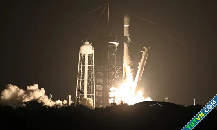 Tên lửa SpaceX chở cùng lúc hai tàu đổ bộ Mặt Trăng-1.webp